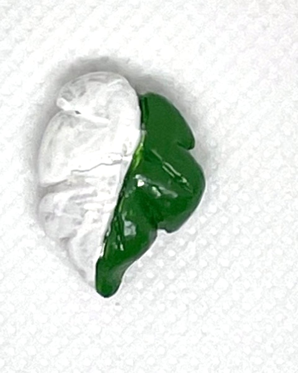 Puffy Monstera Charm: Mini half white