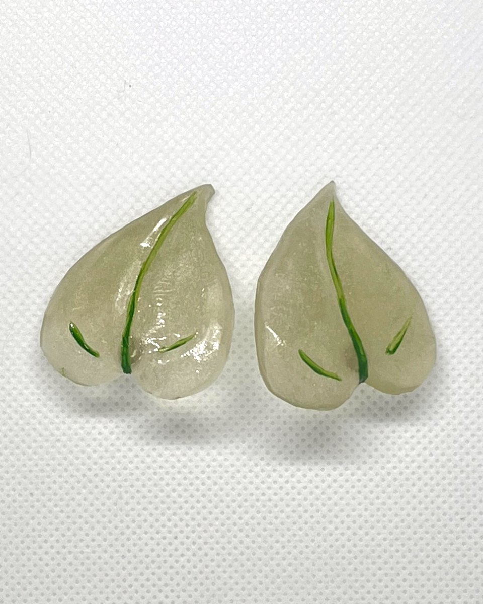 Resin Leaf Drop Earrings: Clear heart leaf