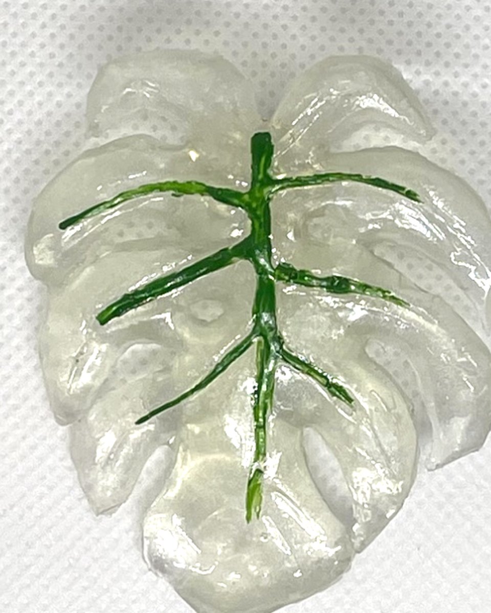 Resin Monstera Charm: Clear