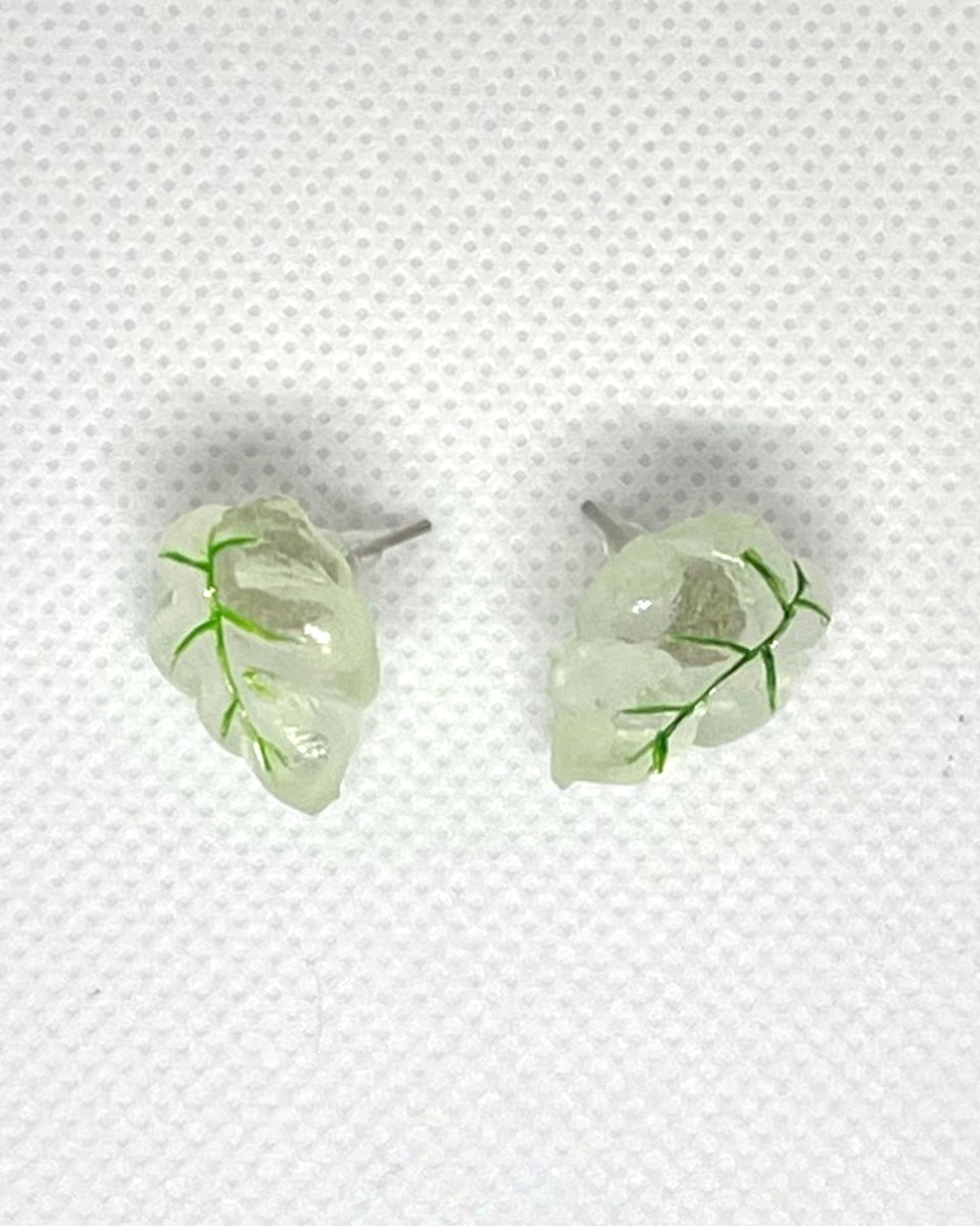 Glass Leaf Studs: Mint